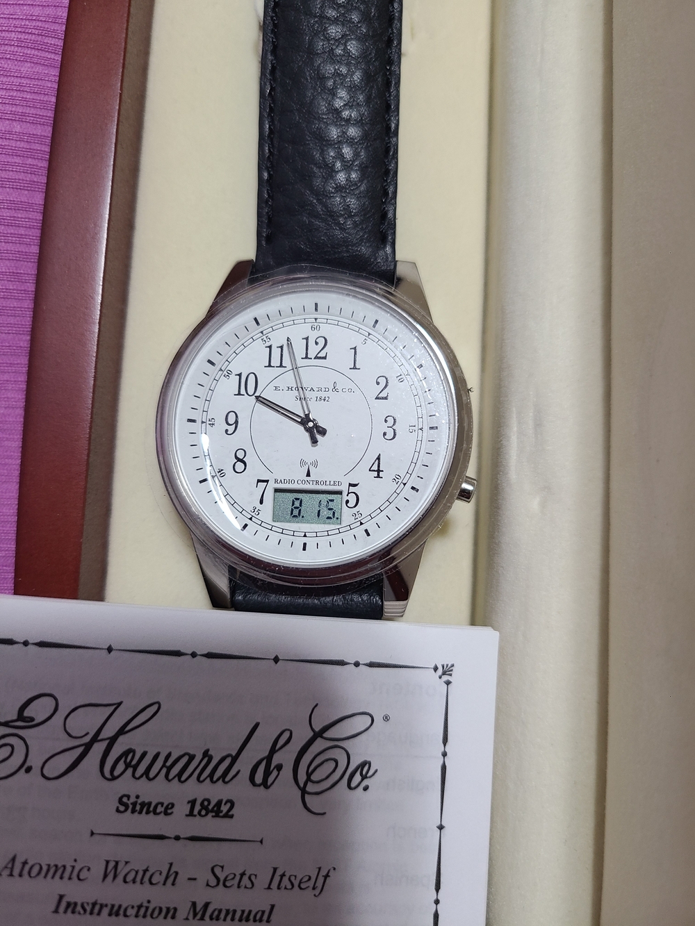 Men’s Black Leather Strap Radio-Controlled Watch